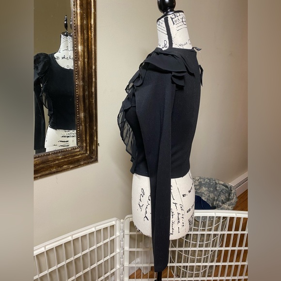 Forever 21 Ruffle Crop Top - Picture 2 of 6